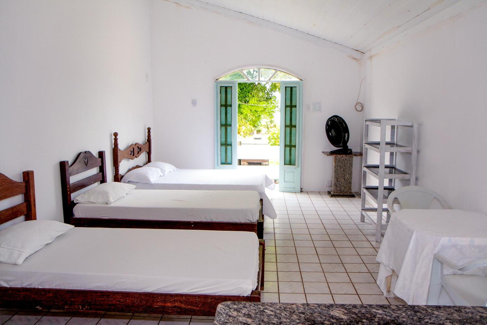 Vila Iriri - Pousada E Camping Аншиета Экстерьер фото